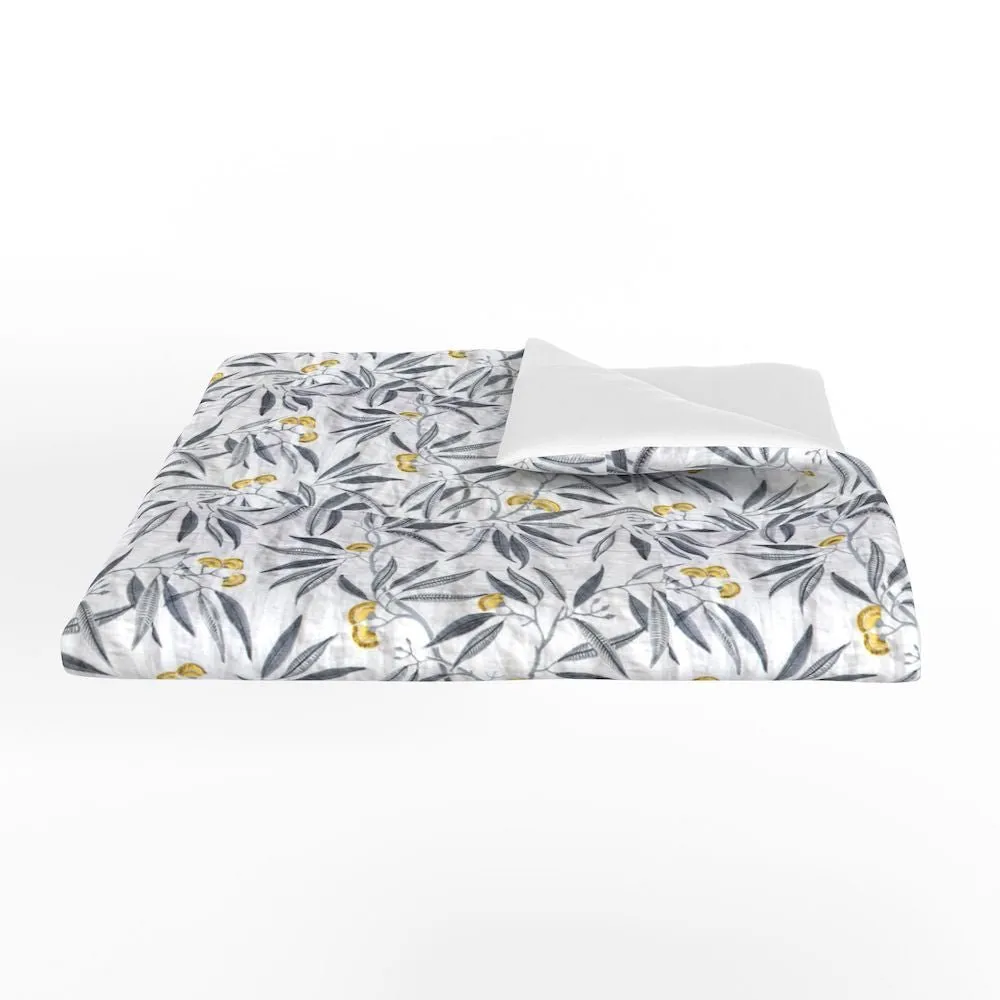Alyssum Throw | The Met x Ann Gish Collection