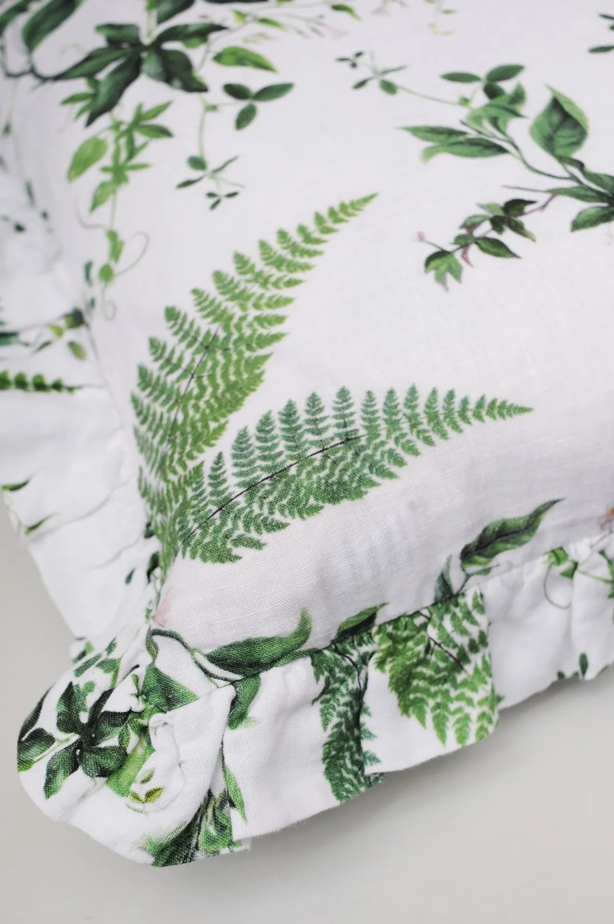 Eden Cushion