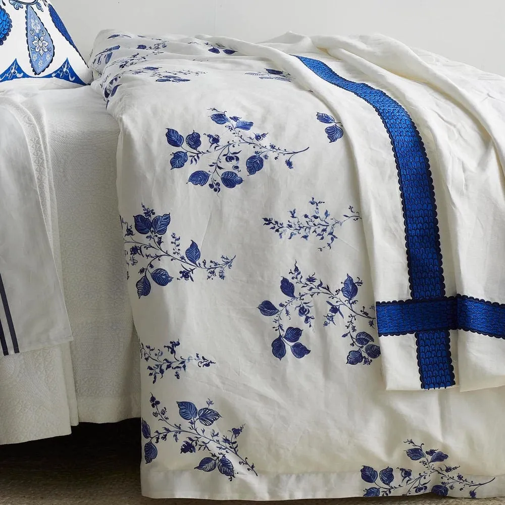 Iznik Indigo Throw | The Met x Ann Gish
