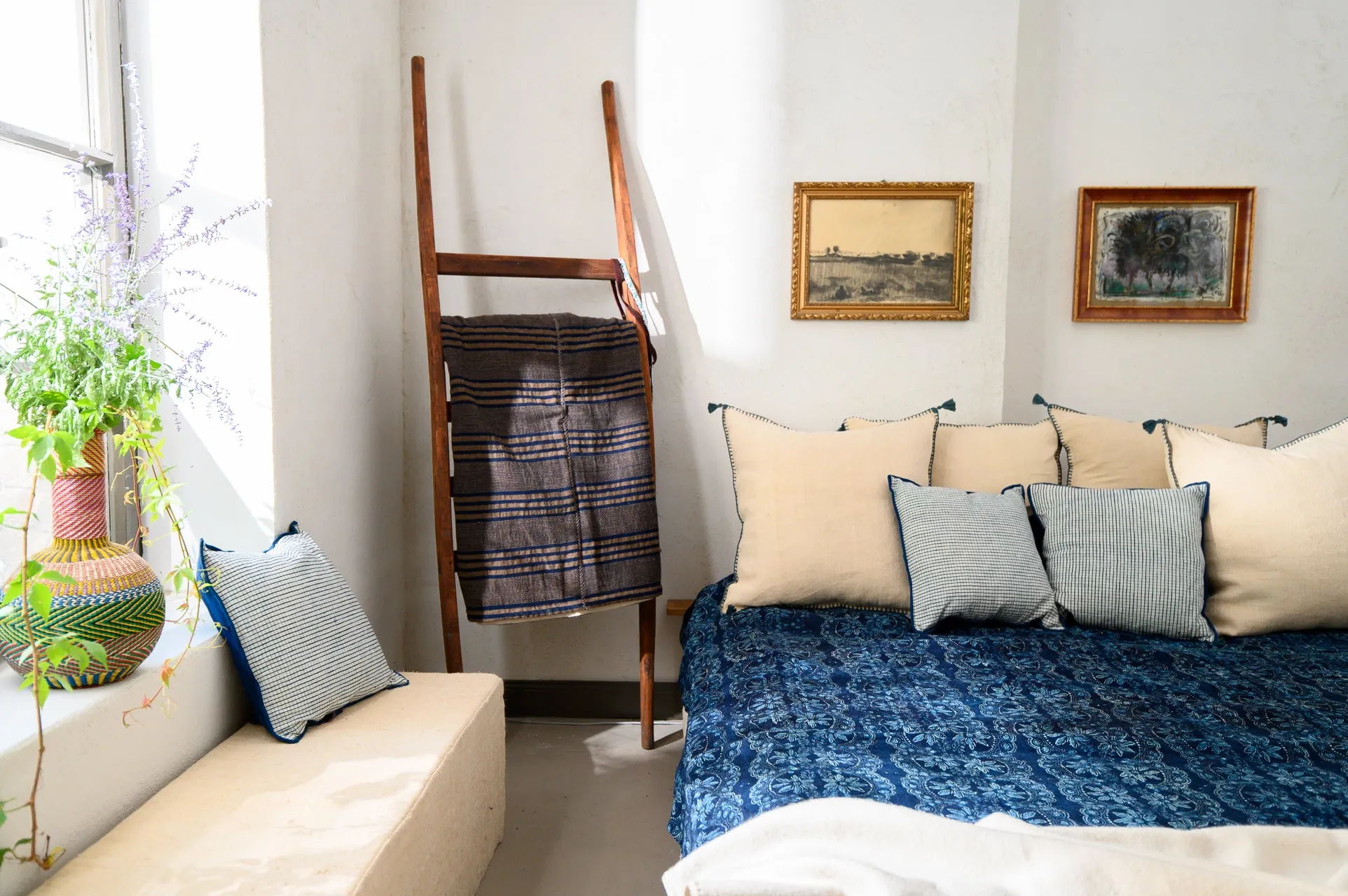 Pillow: Handwoven antique hemp - P493
