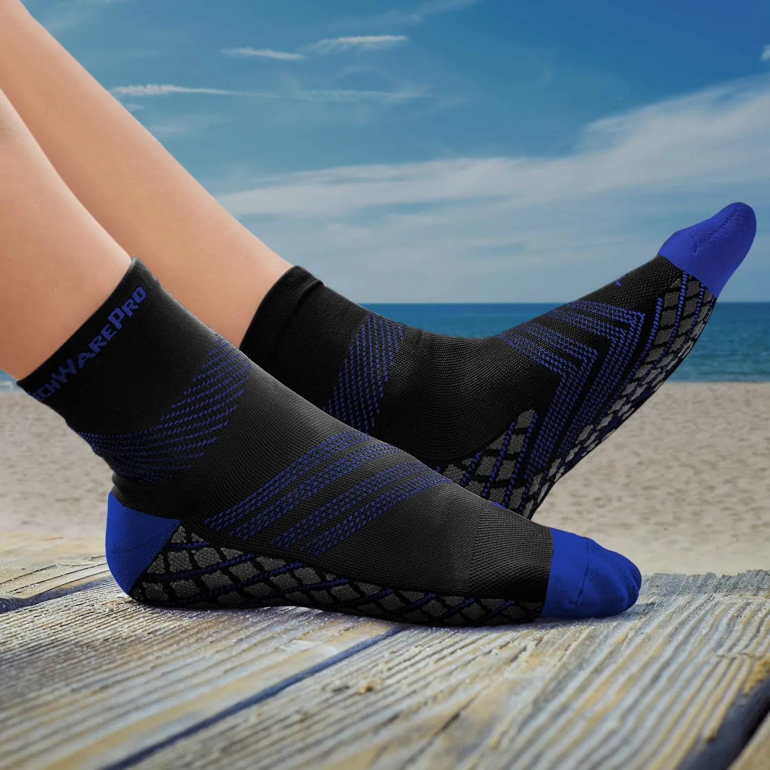 TechWare Pro Plantar Fasciitis Socks  Cushion Ankle Compression Socks Women & Men. Achilles Tendonitis Brace & Arch Support