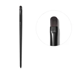 V300 Cut Crease Detail Brush