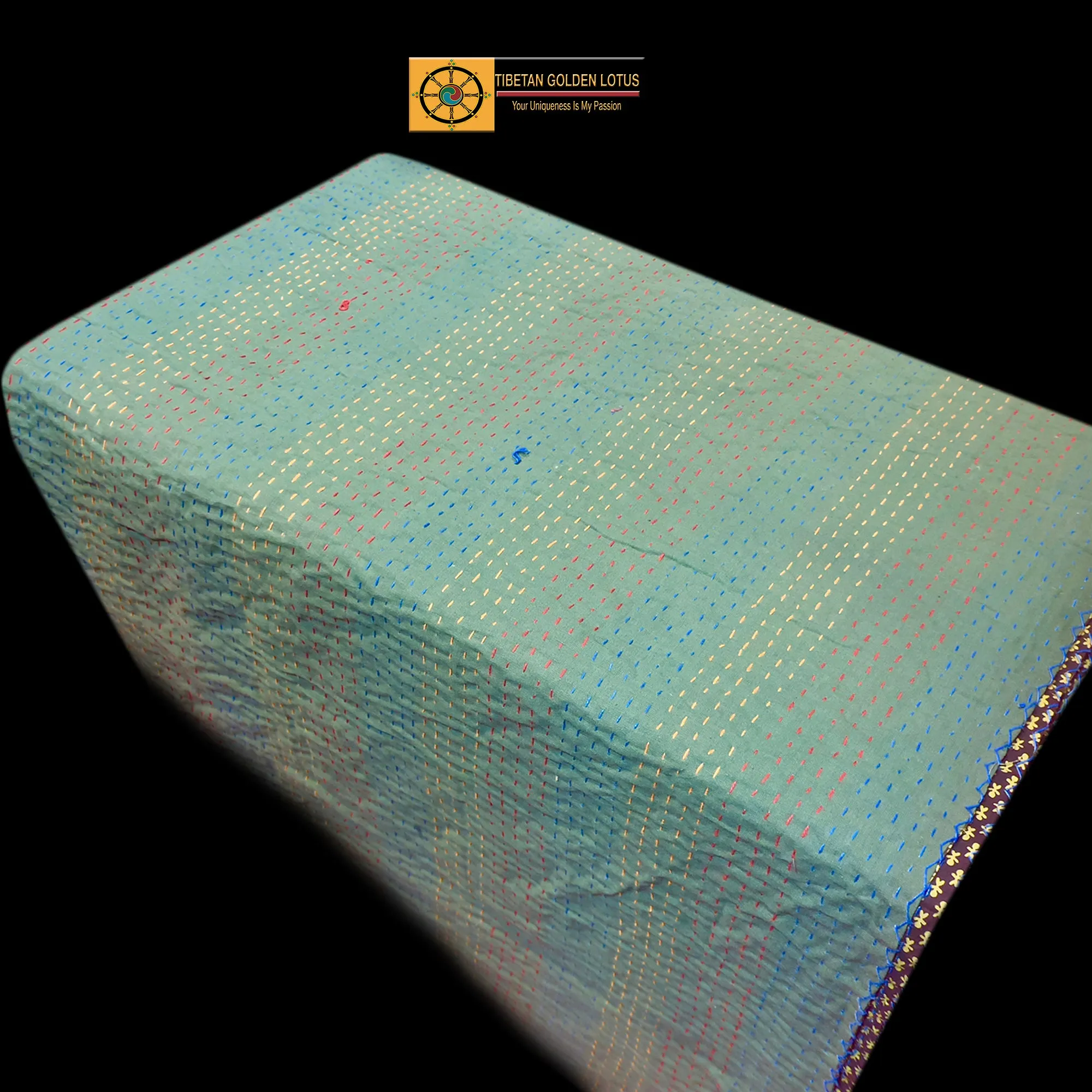Vintage Handmade Quilt, Perfect bed matching quilt for your bedroom